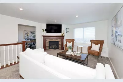 4755 S Wallace Ln, Holladay, UT 84117 - Photo 11