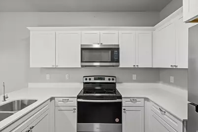 762 Lang Ct #202, Saratoga Springs, UT 84045 - Photo 9