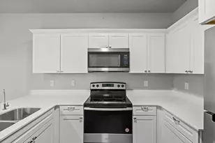 762 Lang Ct, Saratoga Springs, UT 84045 - Photo 9