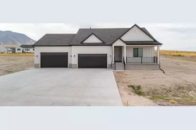 1214 E Highline Rd #208, Lake Point, UT 84074 - Photo 1