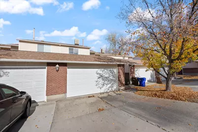 1077 E 8320 S, Sandy, UT 84094 - Photo 19