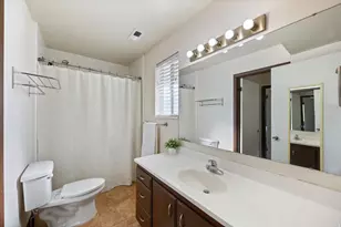 1077 E 8320 S, Sandy, UT 84094 - Photo 11