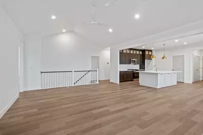 6772 W South Jordan Pkwy #5-487, South Jordan, UT 84009 - Photo 9