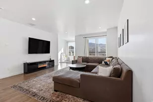 5944 N 5000 W, Mountain Green, UT 84050 - Photo 9