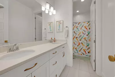 6291 N Glenmar Way E, Eagle Mountain, UT 84005 - Photo 35