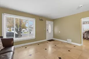 943 E 420 S, Provo, UT 84606 - Photo 3