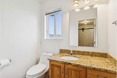 350 E 400 S, Smithfield, UT 84335 - Photo 23