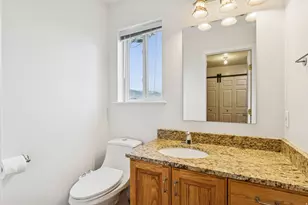 350 E 400 S, Smithfield, UT 84335 - Photo 23