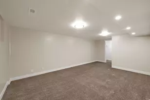 862 E Three Fountains Dr, Murray, UT 84107 - Photo 21