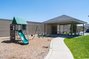 165 S Pleasant Blvd, Pleasant Grove, UT 84062 - Photo 11