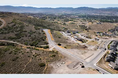 1358 E Coyote View Cir #233, Heber City, UT 84032 - Photo 9