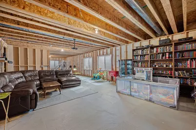 1502 E Lowe Peak Dr N, Eagle Mountain, UT 84005 - Photo 27