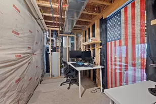 1502 E Lowe Peak Dr N, Eagle Mountain, UT 84005 - Photo 33