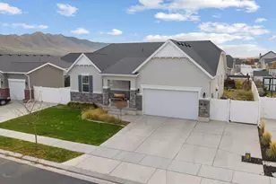 1502 E Lowe Peak Dr N, Eagle Mountain, UT 84005 - Photo 41