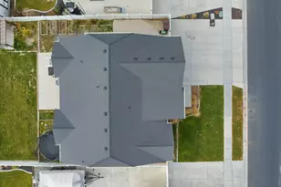 1502 E Lowe Peak Dr N, Eagle Mountain, UT 84005 - Photo 39