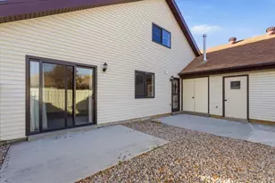 1238 N 450 W, Centerville, UT 84014 - Photo 23