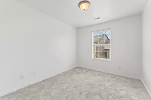 1282 N Lily Pad Dr, Spanish Fork, UT 84660 - Photo 15