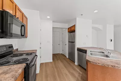 1282 N Lily Pad Dr, Spanish Fork, UT 84660 - Photo 9