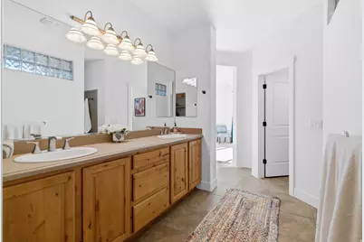 2498 E Canyon Dr, Washington, UT 84780 - Photo 11