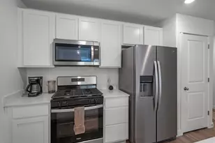 8457 W Loveridge Dr, Magna, UT 84044 - Photo 7