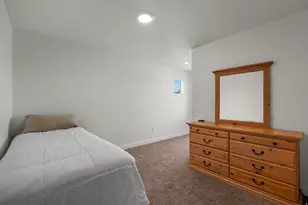 8457 W Loveridge Dr, Magna, UT 84044 - Photo 15