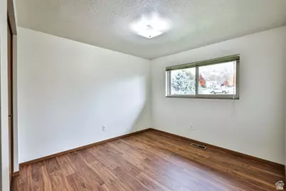 9506 N 4000 W, Cedar Hills, UT 84062 - Photo 21