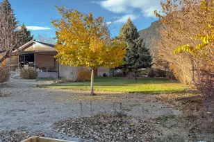 79 Garden St, Helper, UT 84526 - Photo 19