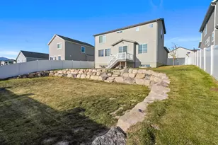 1862 E Kern Mountain, Eagle Mountain, UT 84005 - Photo 9