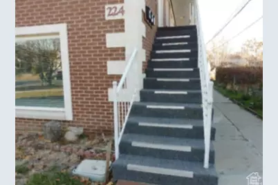 228 S 900 E, Salt Lake City, UT 84102 - Photo 13
