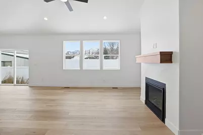 588 N 400 W, Morgan, UT 84050 - Photo 3