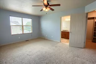 2488 S Andover St, West Haven, UT 84401 - Photo 13
