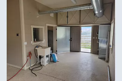 2428 W Silverpoint Way S, Bluffdale, UT 84065 - Photo 37