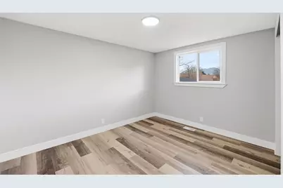 7645 S 1960 W, West Jordan, UT 84084 - Photo 9