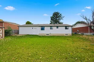 7645 S 1960 W, West Jordan, UT 84084 - Photo 15