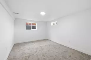 7645 S 1960 W, West Jordan, UT 84084 - Photo 13