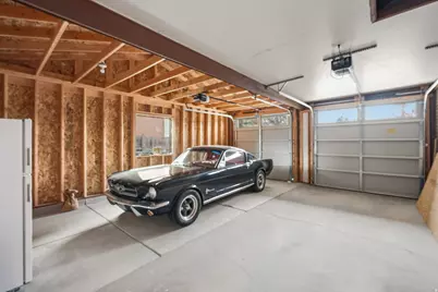 7645 S 1960 W, West Jordan, UT 84084 - Photo 3