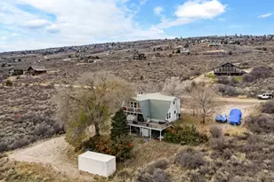 2256 S Valleyview Dr S, Garden City, UT 84028 - Photo 29