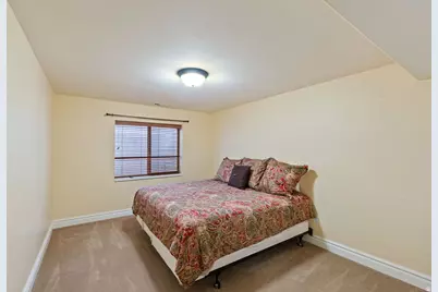 330 W Paradiso Ln, Centerville, UT 84014 - Photo 19