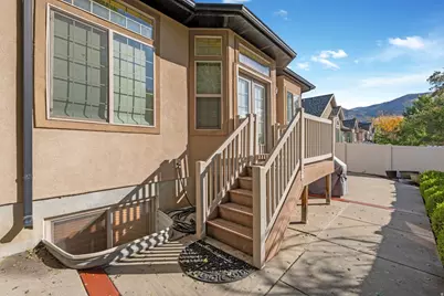 330 W Paradiso Ln, Centerville, UT 84014 - Photo 33