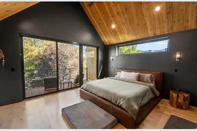 1002 E Elm Ave S, Salt Lake City, UT 84106 - Photo 13