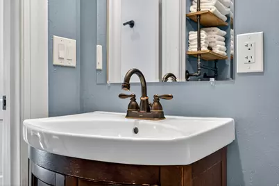 209 N 400 W, Provo, UT 84601 - Photo 47