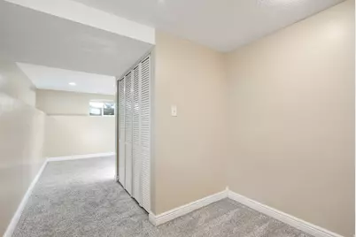 5749 S McMillan Cir, Murray, UT 84107 - Photo 27