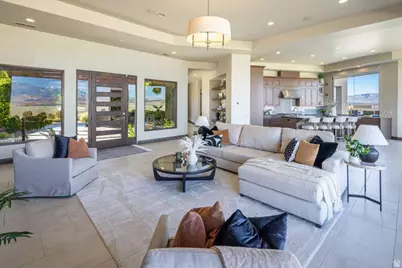 2040 S Pinnacle Cir, Saint George, UT 84790 - Photo 9