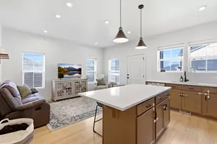 9399 N Vernham Ln, Eagle Mountain, UT 84005 - Photo 7