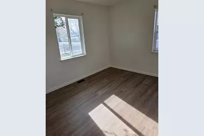 1056 W Macfarland Dr W, Salt Lake City, UT 84116 - Photo 7