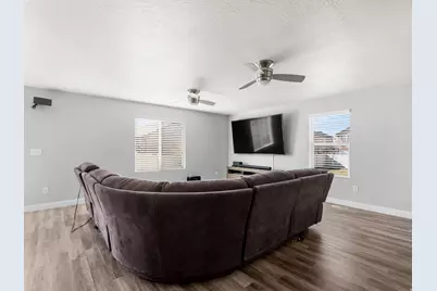 2068 E Jordan Way N, Eagle Mountain, UT 84005 - Photo 9