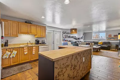 638 E Scenic Hills Dr N, North Salt Lake, UT 84054 - Photo 11