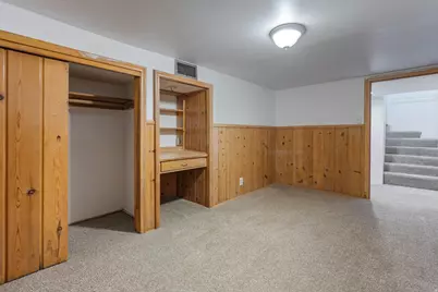 921 W 2700 S, Syracuse, UT 84075 - Photo 25