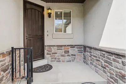 147 N 360 W #21, Centerville, UT 84014 - Photo 3