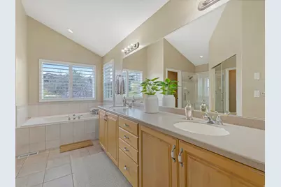 1104 E Fairway Dr, North Salt Lake, UT 84054 - Photo 31